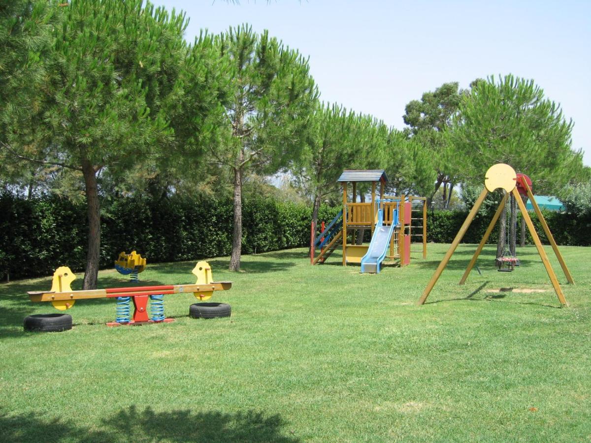Apartments In Residence In Vada With Swimming Pool 450 Meters From The Sea Bagian luar foto